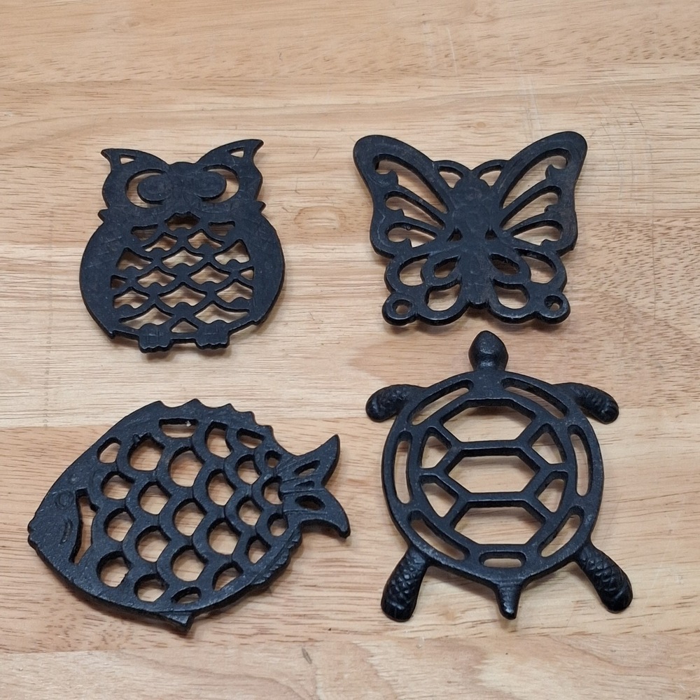 4 Vintage Unbranded Cast Iron Trivet/Coaster Black Animal Shapes Owl Turtle Fish
